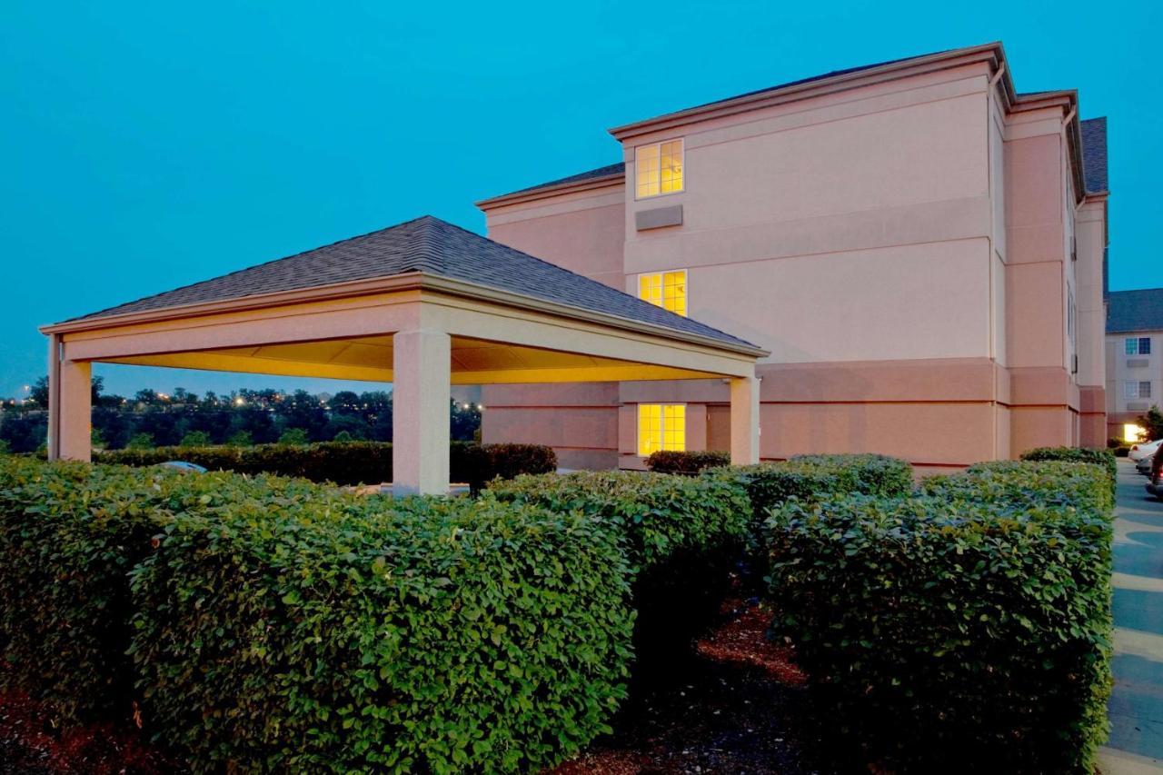 Sonesta Simply Suites Pittsburgh Airport Империал Экстерьер фото