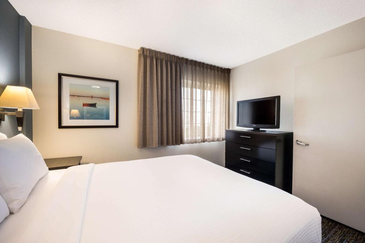 Sonesta Simply Suites Pittsburgh Airport Империал Экстерьер фото